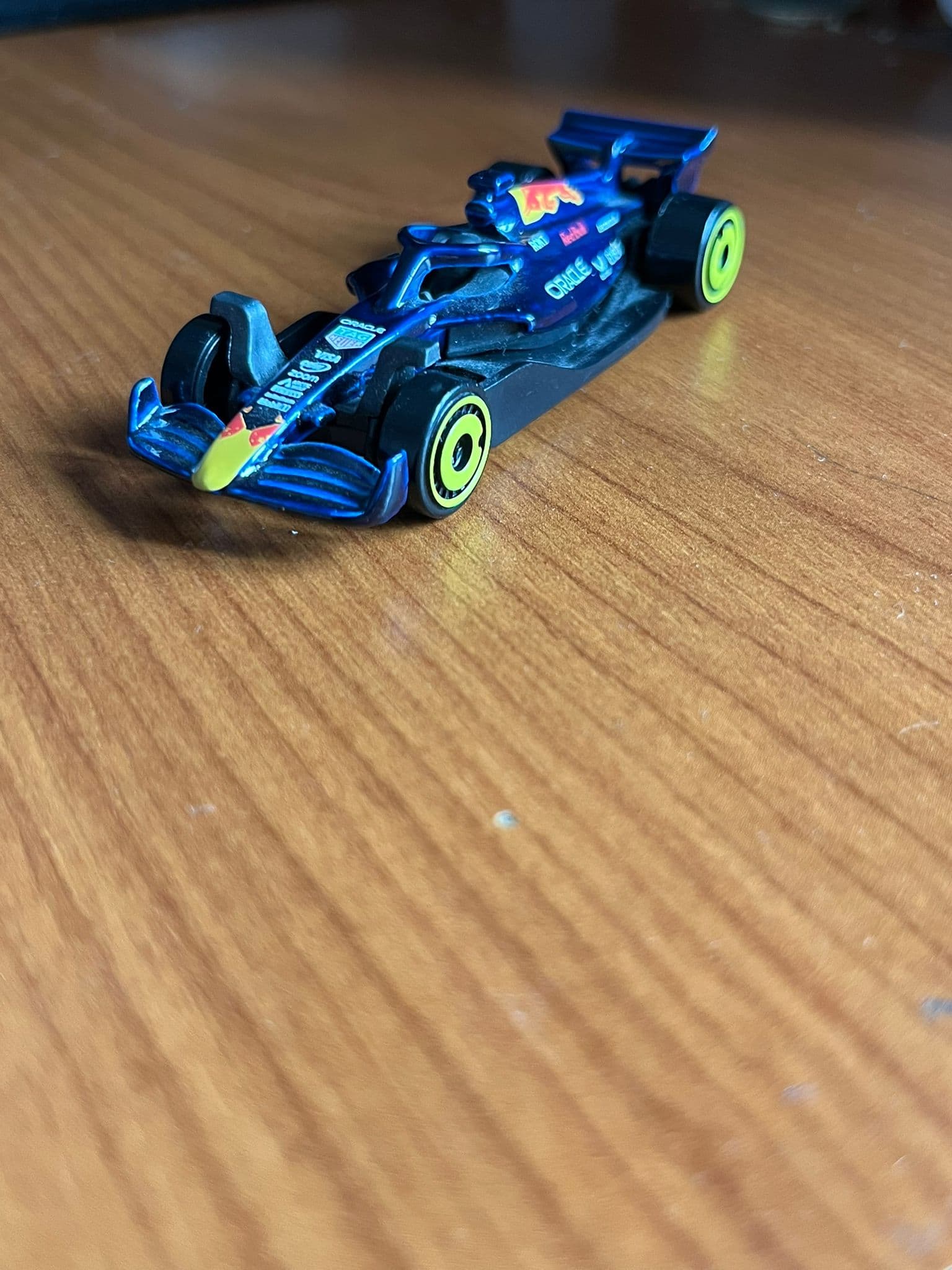 Hot Wheels Karışık Lot - F1 - Renault - Koenigsegg - Lambo Sian - Model Pazarım Koleksiyon Ürünü